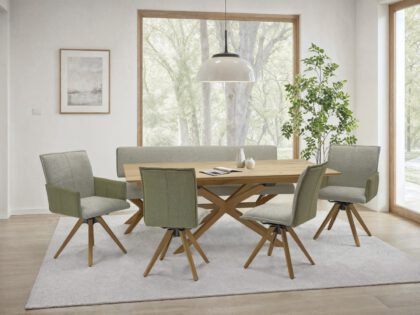 Tischgruppe FILIPPA in Eiche massiv