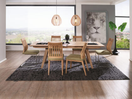 Esstischgruppe SAMIRA in Eiche massiv