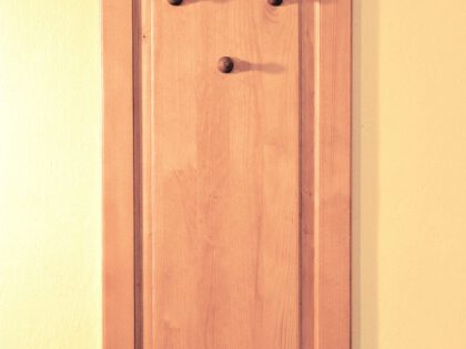 Garderoben-Wandpaneel HEIDELBERG in Fichte massiv