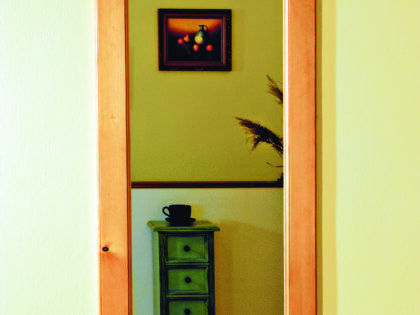 Wandspiegel HEIDELBERG mit Ablage in Fichte massiv