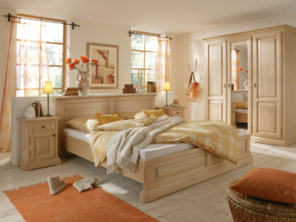 Schlafzimmer ANNA in Fichte massiv